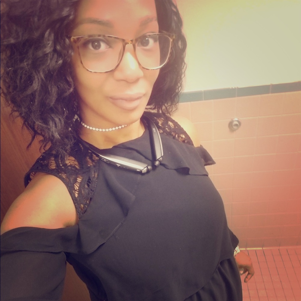 Meet your Posher, Lasheena